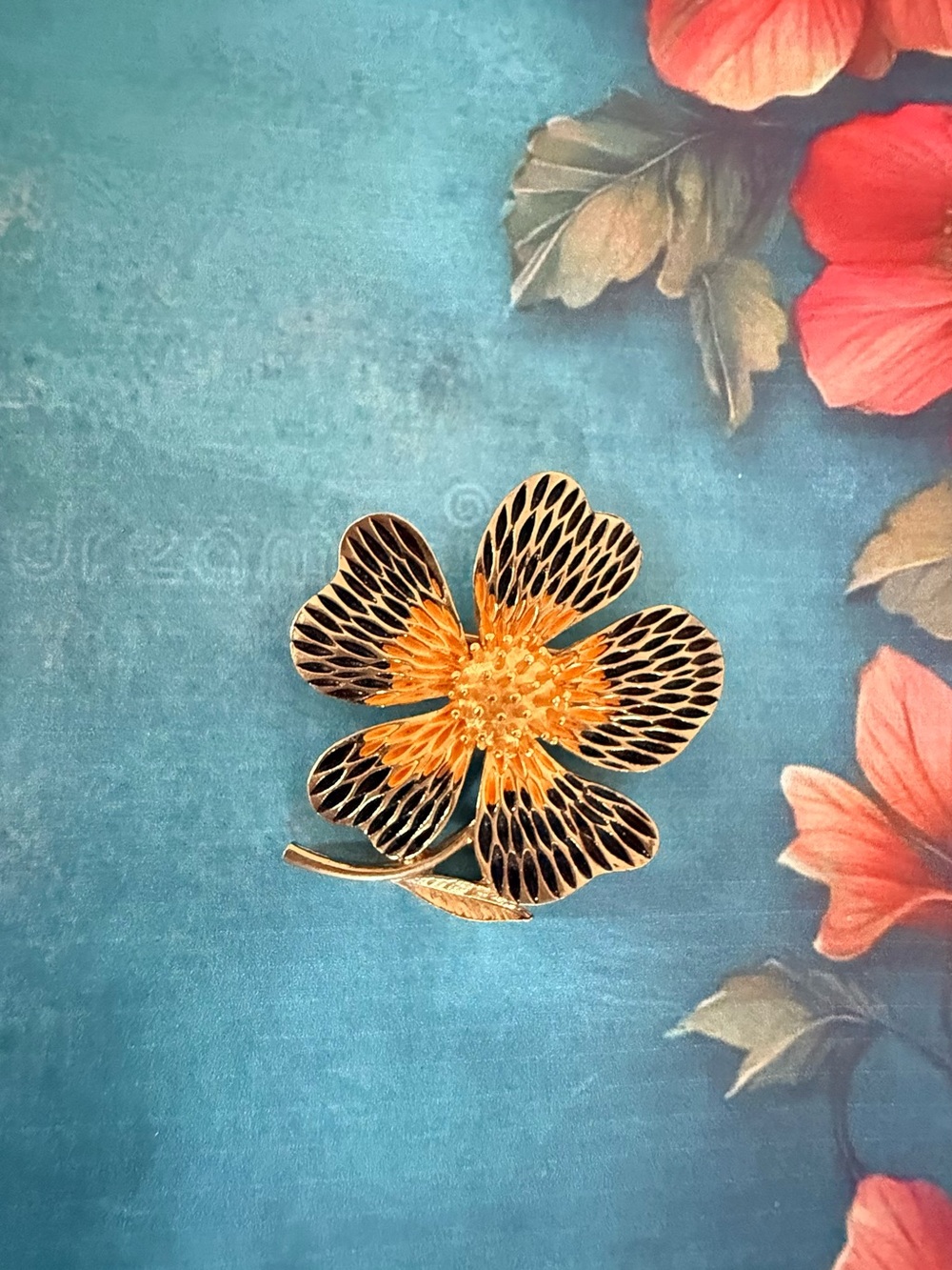Gold and Brown Floral Brooch